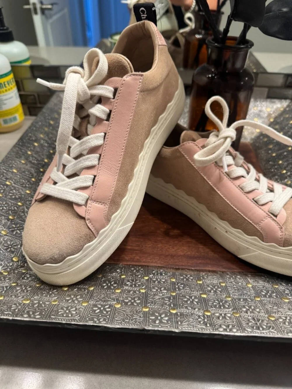 Chloe Lauren Sneakers Suede Leather Accent Scalloped Blush Neutral Sz 36 6
